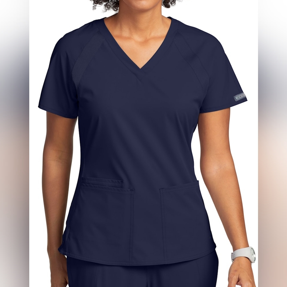 Medcouture peaches 3 pocket scrub top size Small - navy blue